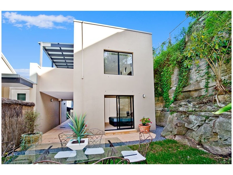 2/16 Arnold Street, Bondi Junction NSW 2022