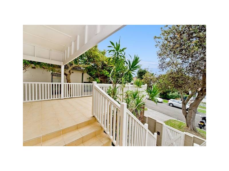 13 Simpson Street, Bondi Beach NSW 2026