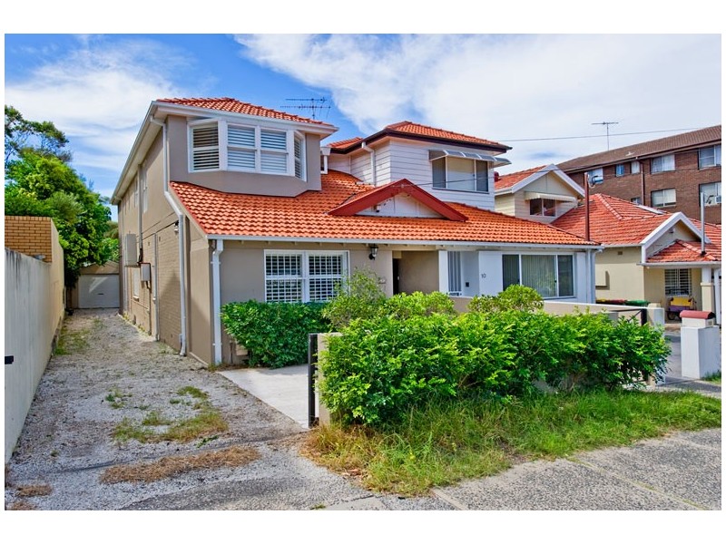 8 The Avenue, North Bondi NSW 2026