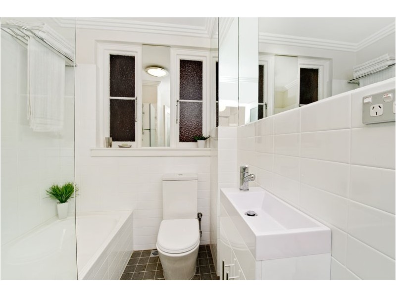 1/5 Hastings Parade, Bondi Beach NSW 2026