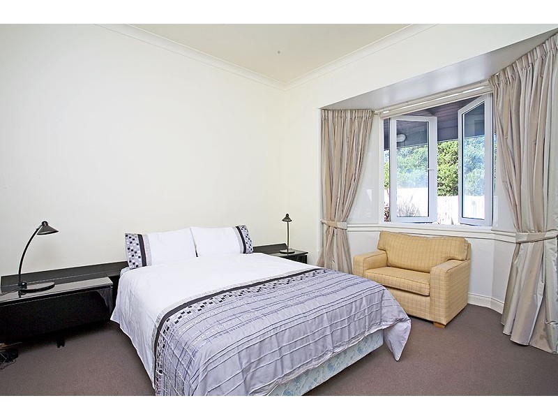17 Dellview Street, Tamarama NSW 2026