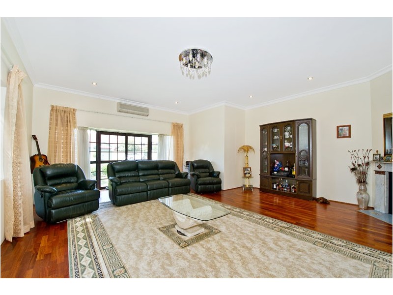 17 Faraday Avenue, Rose Bay NSW 2029