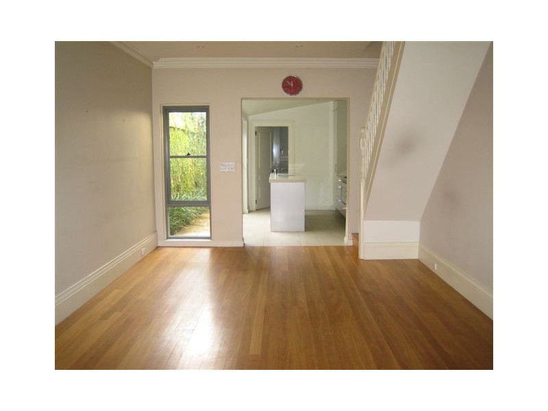 2 Mill Hill Road, Bondi Junction NSW 2022