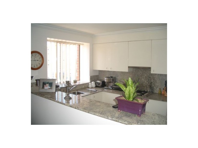 28/17 Spring Street, Bondi Junction NSW 2022