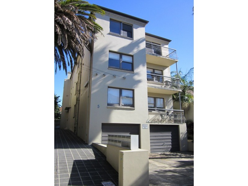 2/5 Lugar Street, Bronte NSW 2024