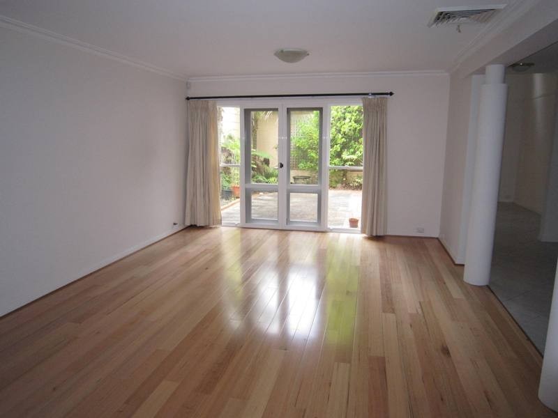 22 Todman Avenue, Kensington NSW 2033