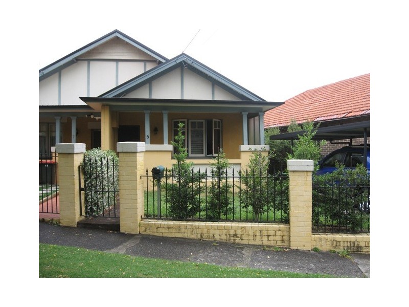 5 Allens Parade, Bondi Junction NSW 2022