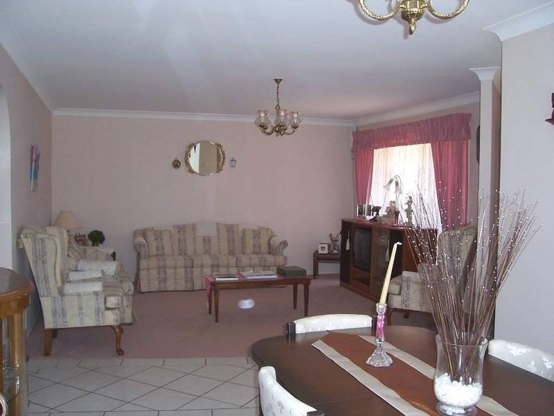 6 Seahorse Place, Caves Beach NSW 2281