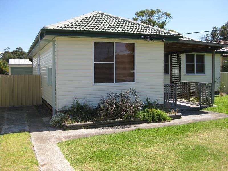 21 Phillips Street, Caves Beach NSW 2281