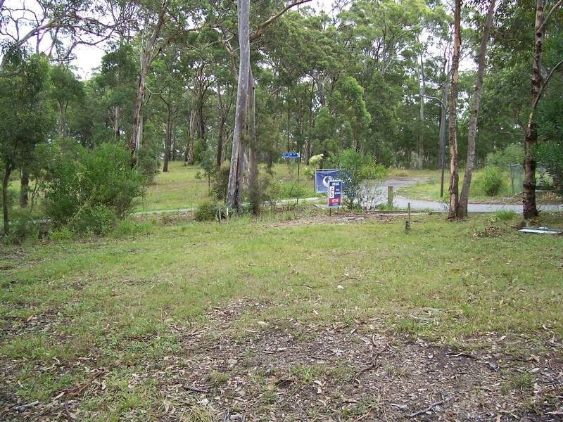 3 Lake Point Way, Murrays Beach NSW 2281