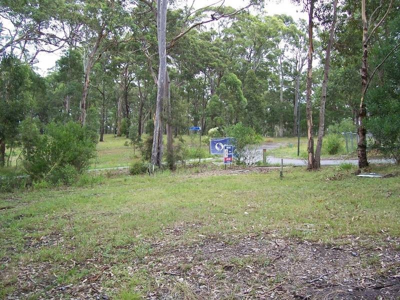 3 Lake Point Way, Murrays Beach NSW 2281