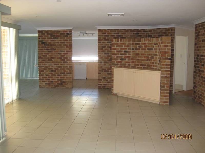 1 Cinnabar Close, Caves Beach NSW 2281