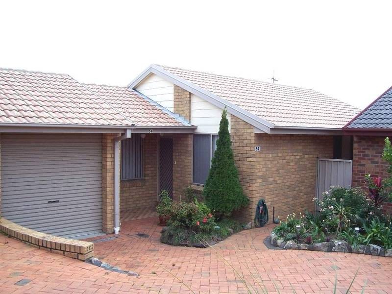 54 Caves Beach Road, Caves Beach NSW 2281