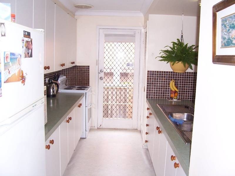 126 Caves Beach Road, Caves Beach NSW 2281