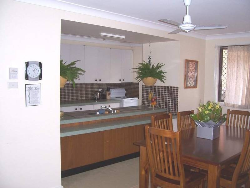 126 Caves Beach Road, Caves Beach NSW 2281