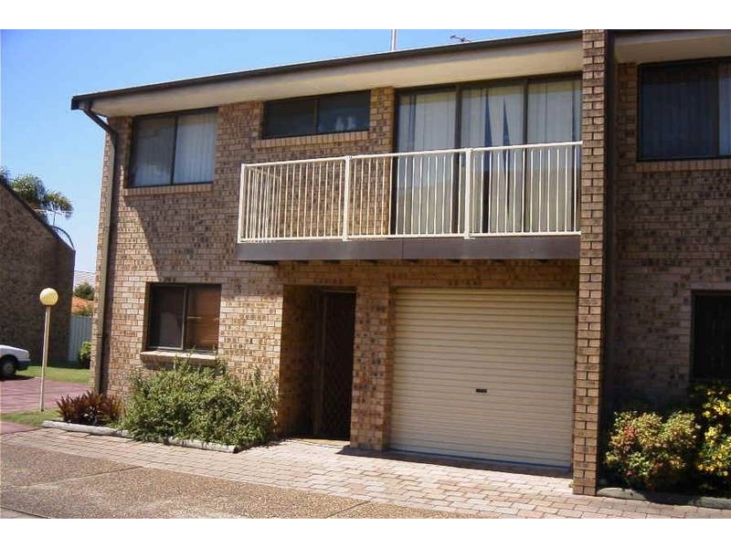 17/8-10 Wallace Street, Swansea NSW 2281