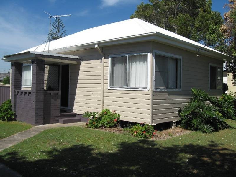 10 Tirril Street, Blacksmiths NSW 2281