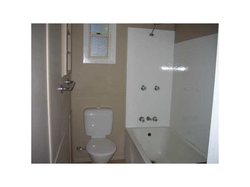 10 Tirril Street, Blacksmiths NSW 2281