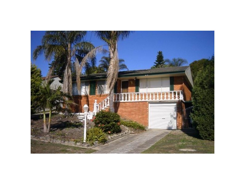 16 Caldwell Street, Caves Beach NSW 2281