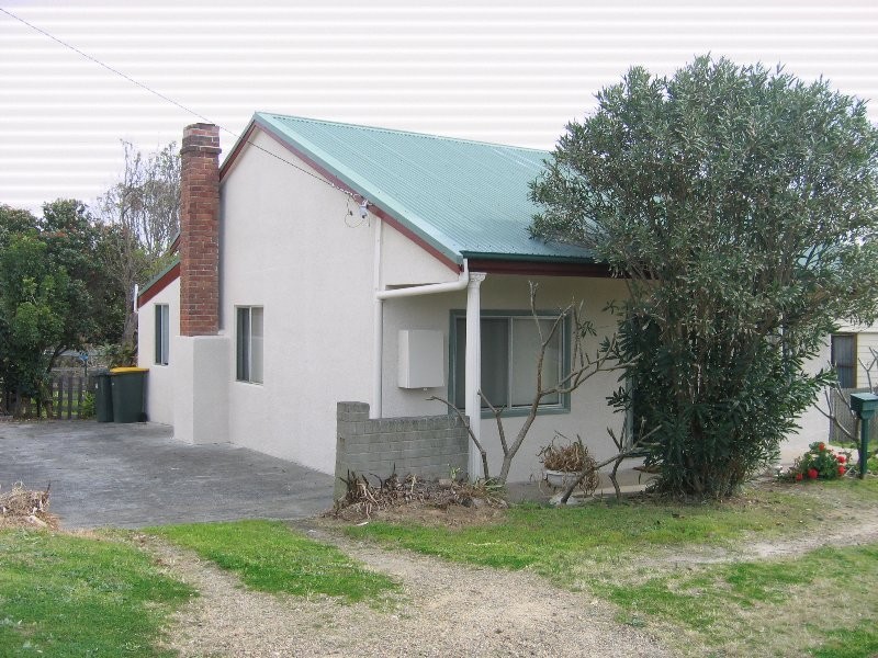 50 Flowers Drive, Catherine Hill Bay NSW 2281