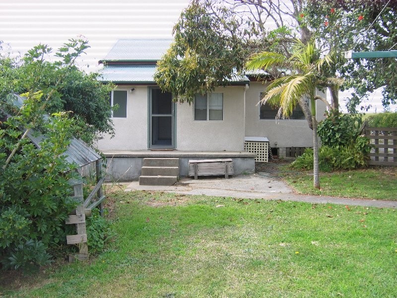 50 Flowers Drive, Catherine Hill Bay NSW 2281