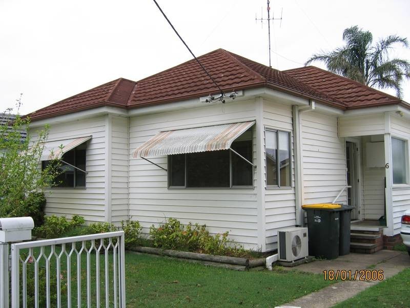 6 Faymax Street, Pelican NSW 2281