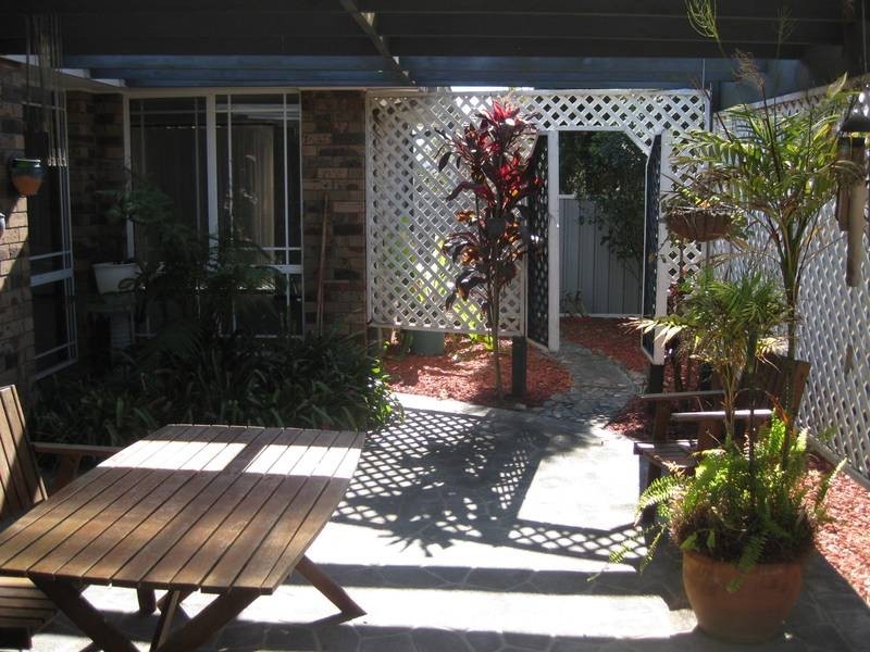 17 Galleon Grove, Caves Beach NSW 2281