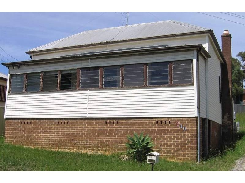 210 Parbury Road, Swansea NSW 2281