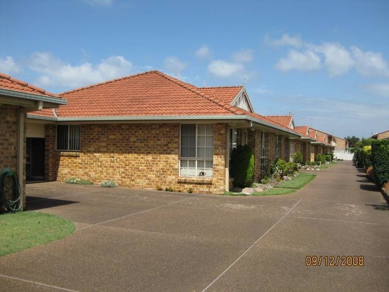 8/23 Wood Street, Swansea NSW 2281