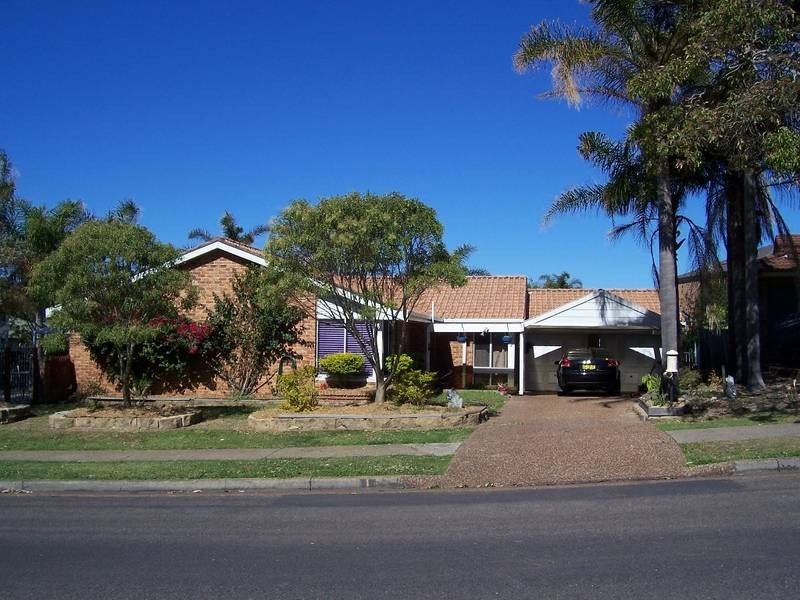 1 Cinnabar Close, Caves Beach NSW 2281