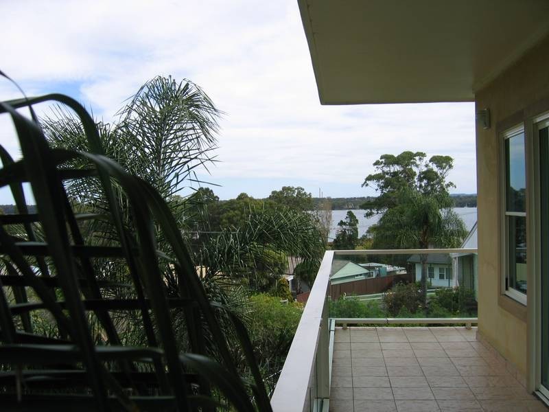 15 Central Avenue, Nords Wharf NSW 2281