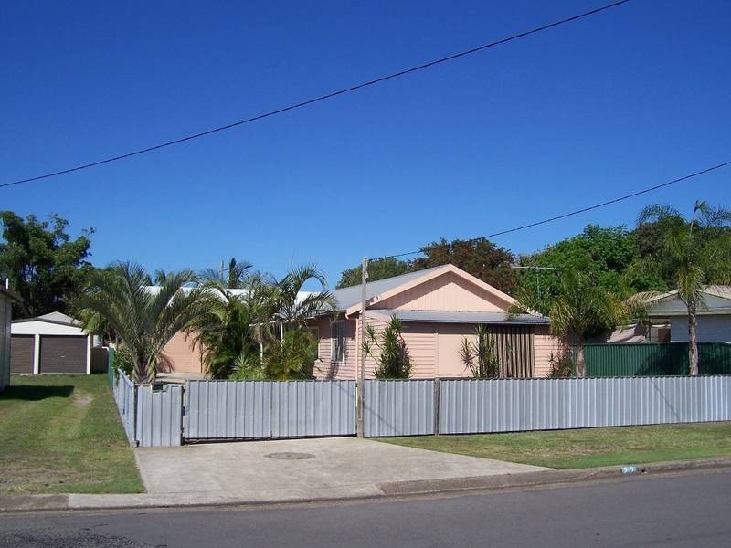 22 Piriwal Street, Pelican NSW 2281