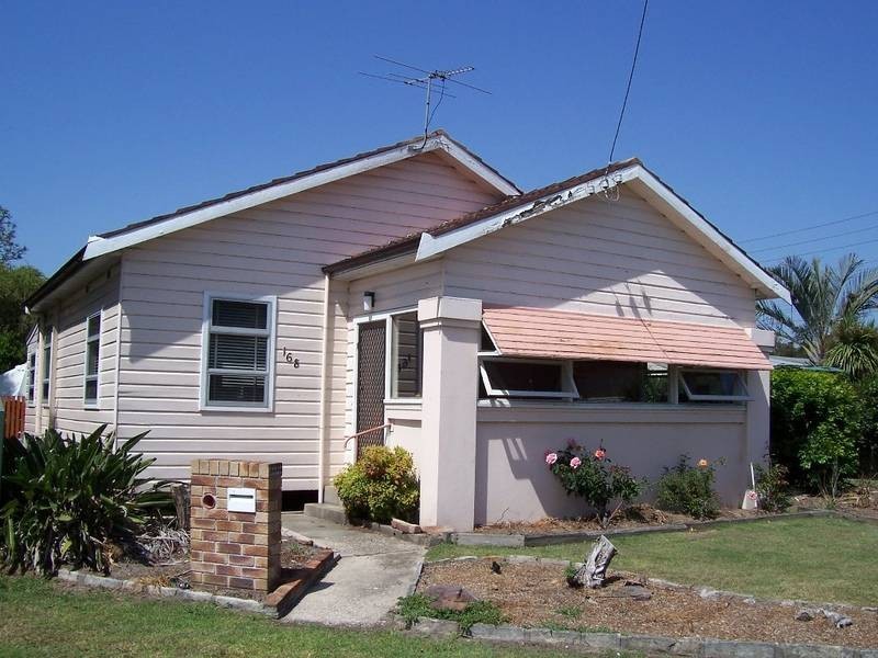 168 Bowman Street, Swansea NSW 2281