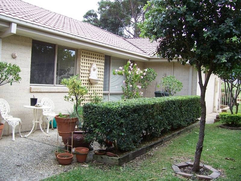 48 Ocean View Parade, Caves Beach NSW 2281