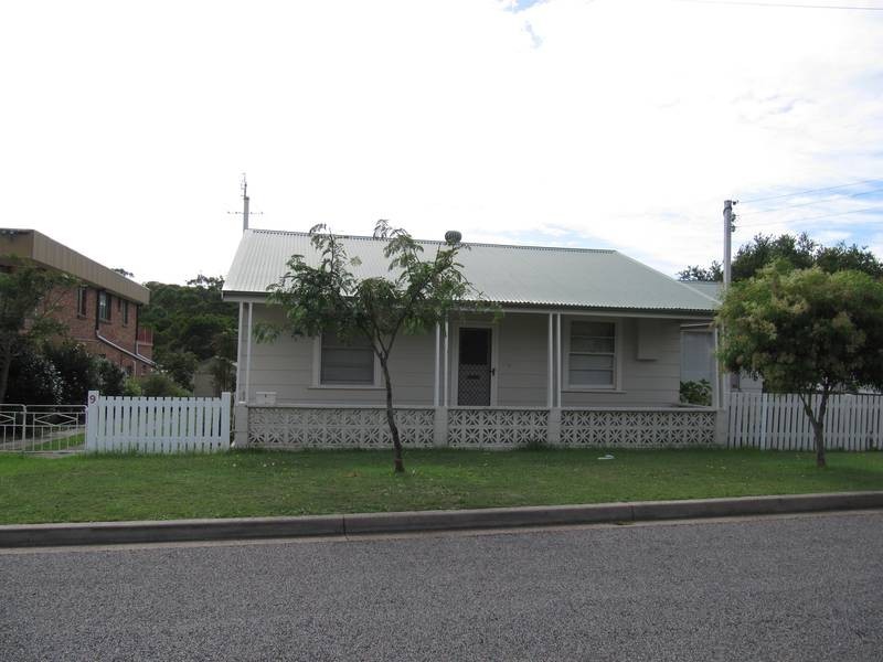 9 Flowers Drive, Catherine Hill Bay NSW 2281