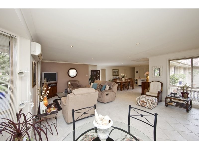 Caves Beach NSW 2281