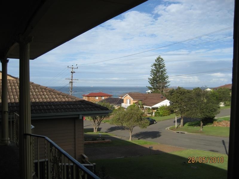 15 Bligh Avenue, Caves Beach NSW 2281