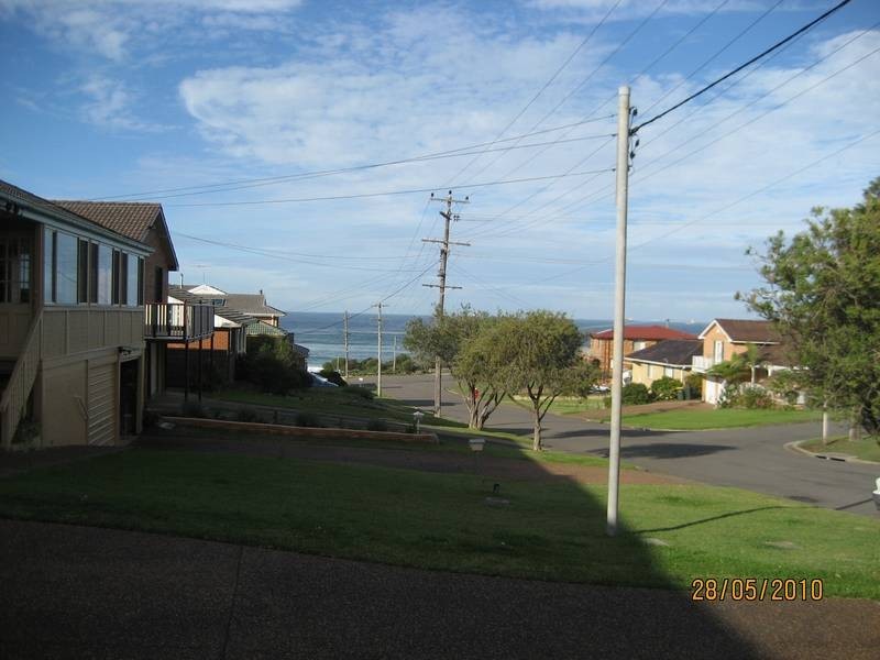 15 Bligh Avenue, Caves Beach NSW 2281