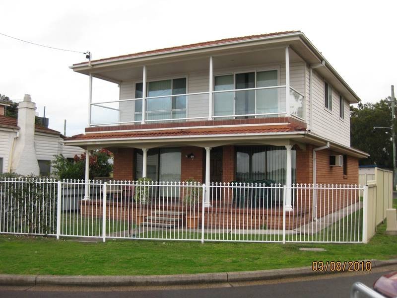 2 Chalmers Street, Swansea NSW 2281