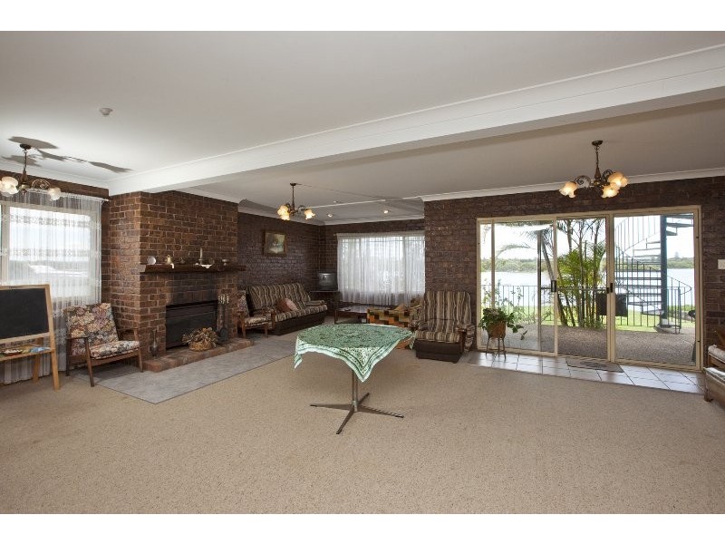 161 Bowman Street, Swansea NSW 2281