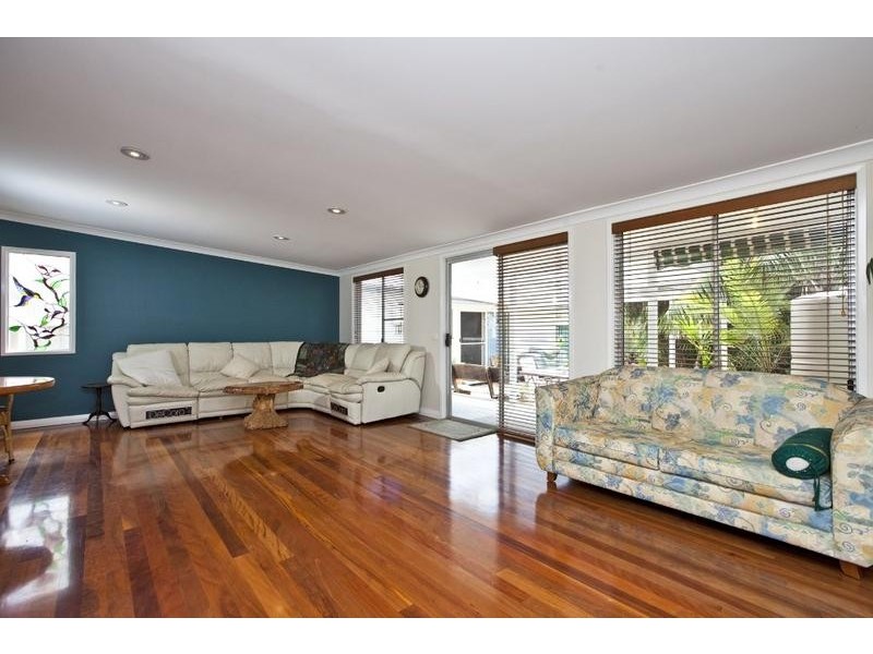 Blacksmiths NSW 2281