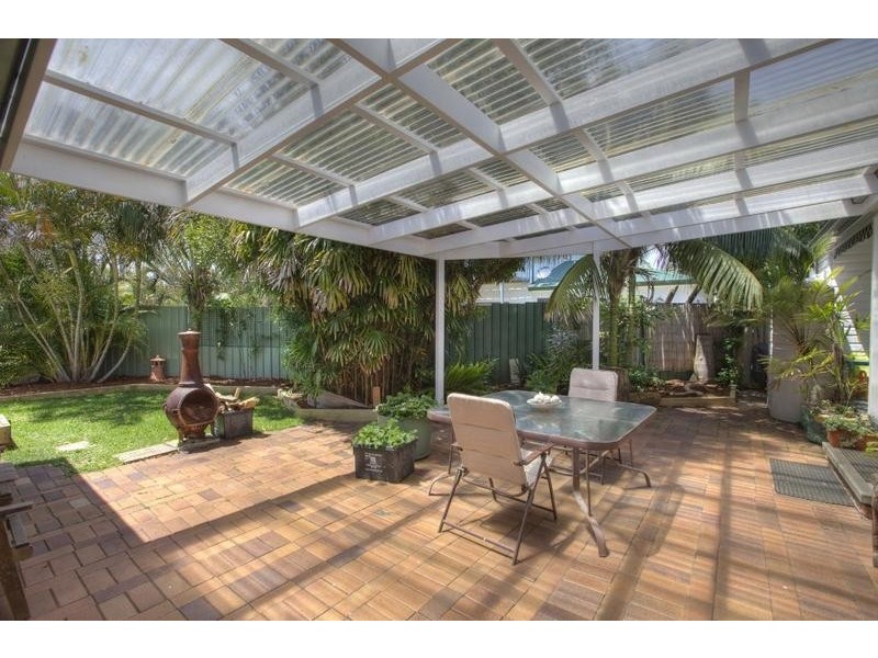 Blacksmiths NSW 2281