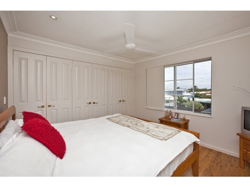 2 Amaroo Street, Blacksmiths NSW 2281