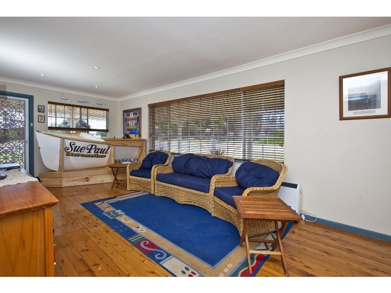 2 Amaroo Street, Blacksmiths NSW 2281