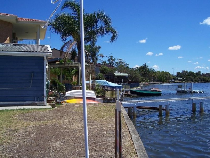8 Alexander Place, Swansea NSW 2281