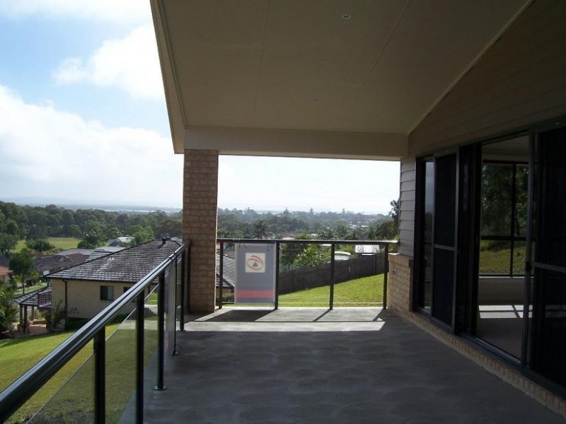 29a Silky Oak Drive, Caves Beach NSW 2281