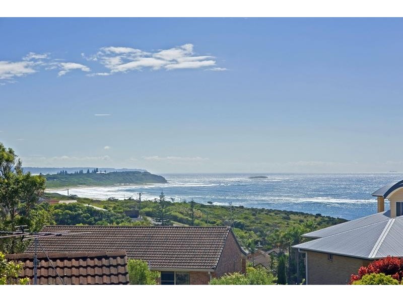 21 Emerald Close, Caves Beach NSW 2281