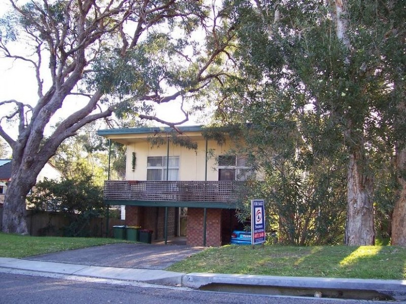 16 Lauren Avenue, Lake Munmorah NSW 2259