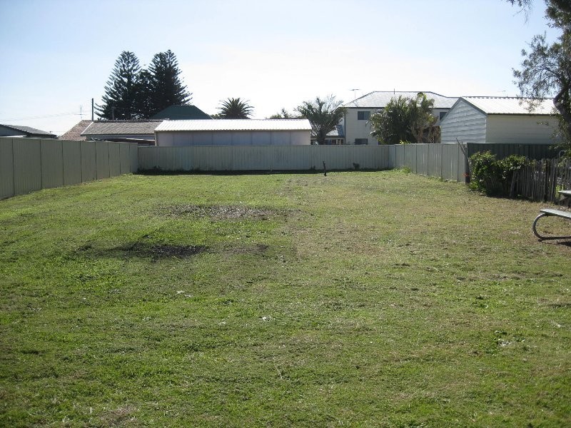 1 Gommera Street, Blacksmiths NSW 2281