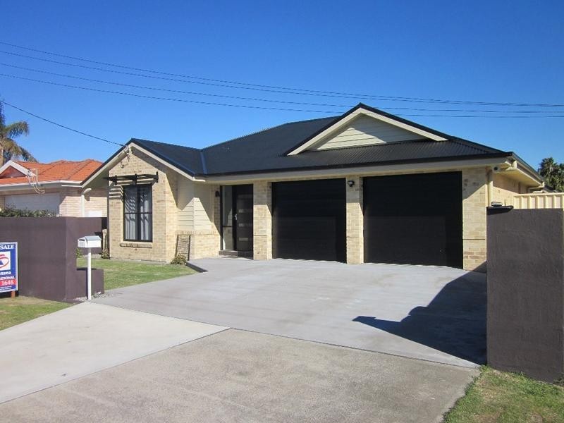 Pelican NSW 2281